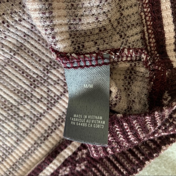 Aerie Striped Fair Isle Thermal with Thumb Holes - Picture 3 of 10